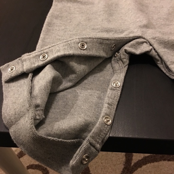 Polo Ralph Lauren Crested Patch P-Wing Onsie - Picture 4 of 4